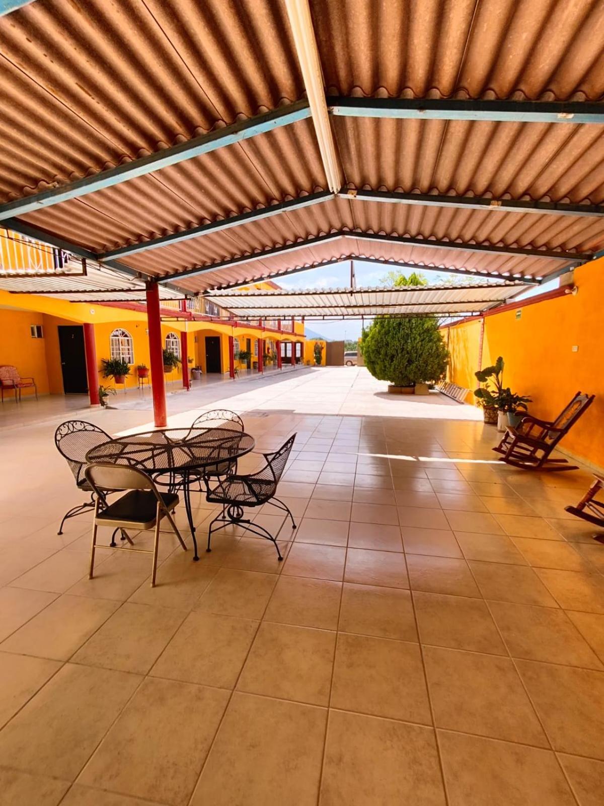 פרס דה לה פואנטה Hotel Posada Santa Elena מראה חיצוני תמונה